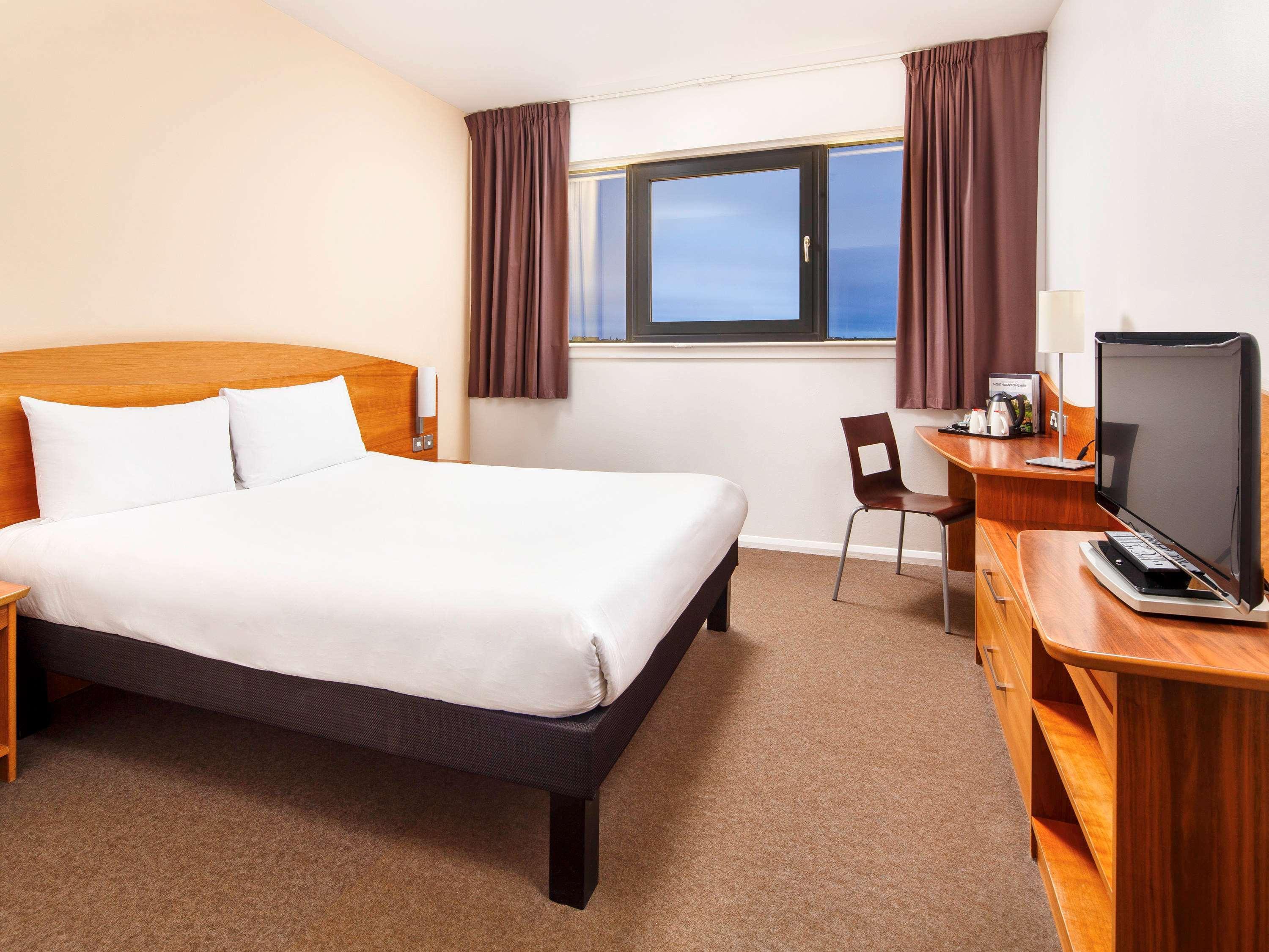 Ibis Wellingborough Hotel Kültér fotó
