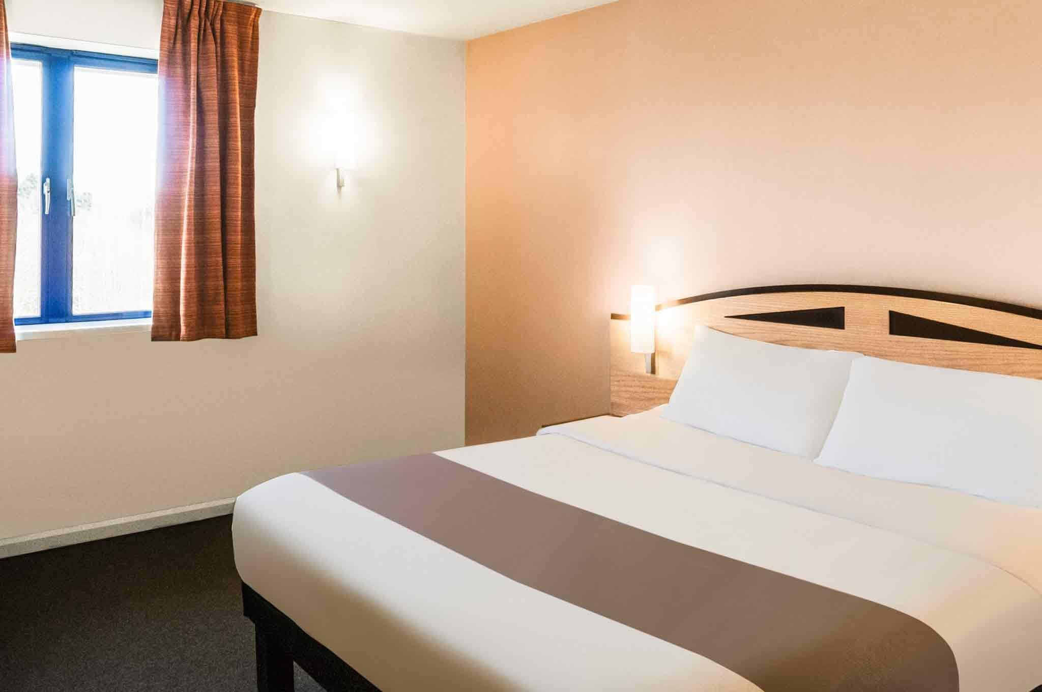 Ibis Wellingborough Hotel Kültér fotó