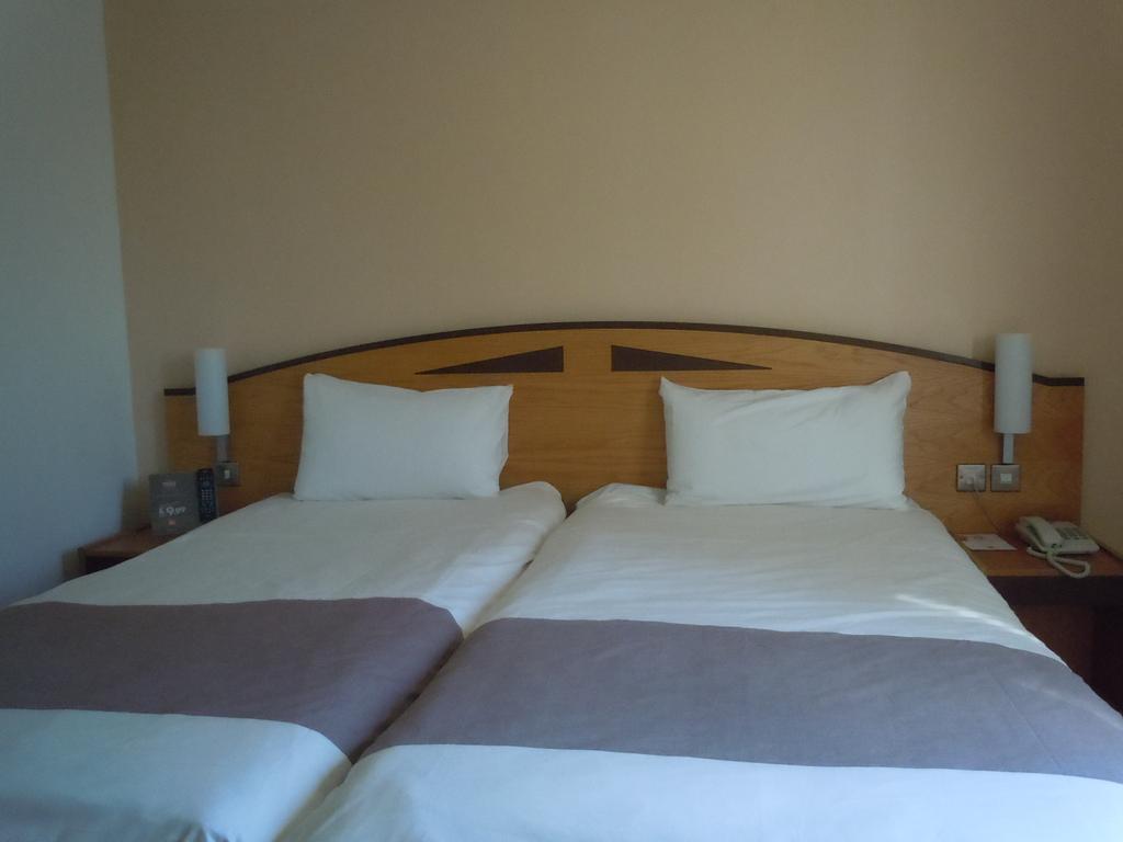 Ibis Wellingborough Hotel Kültér fotó